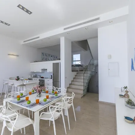 Kalena Seafront Протарас