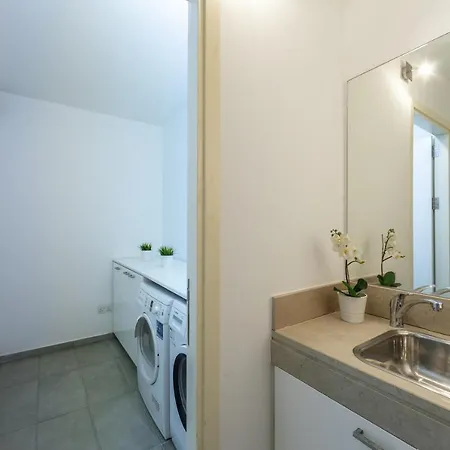 Villa Kalena Seafront *